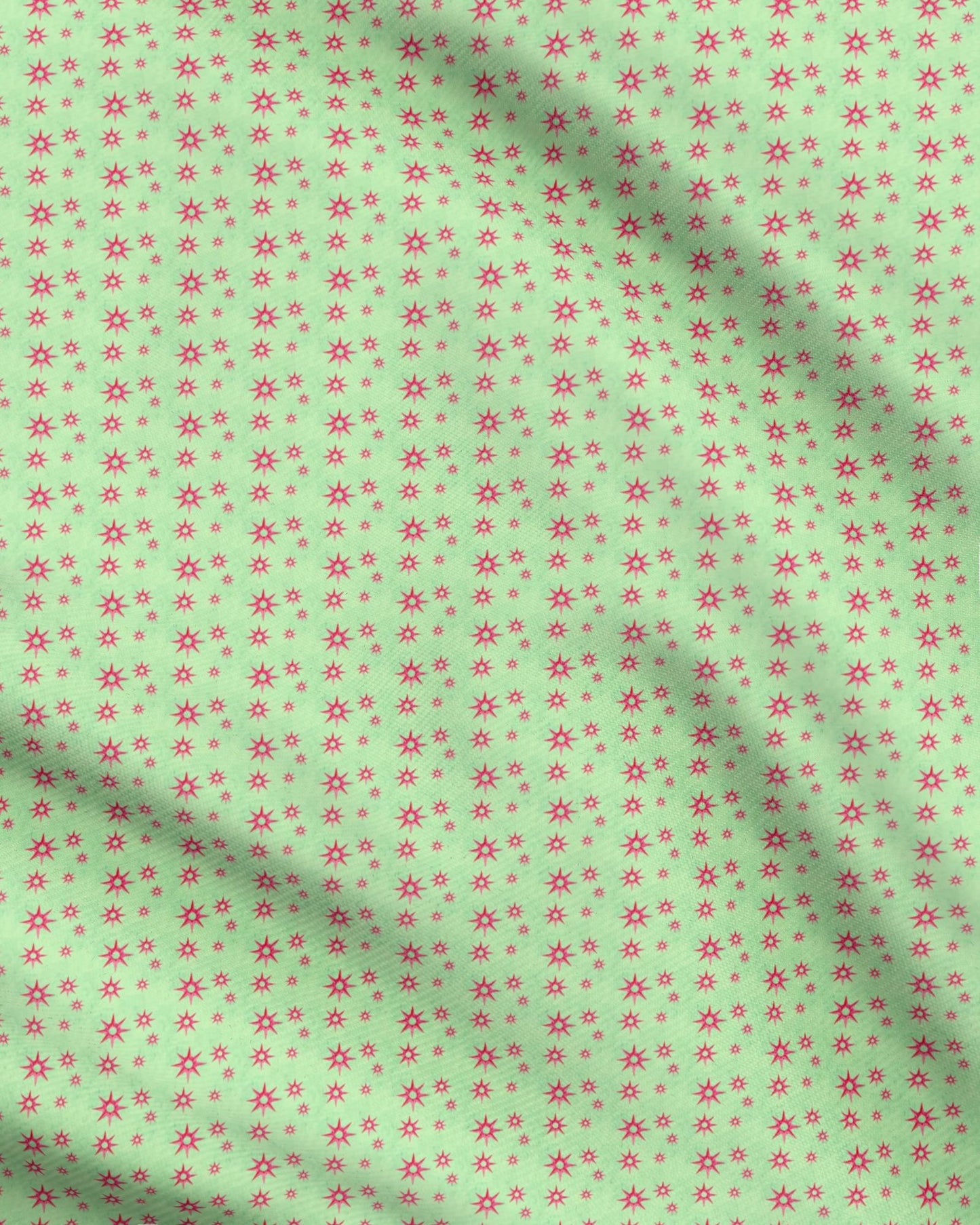 20 Melammu 8 point 3d star in red on green textured background