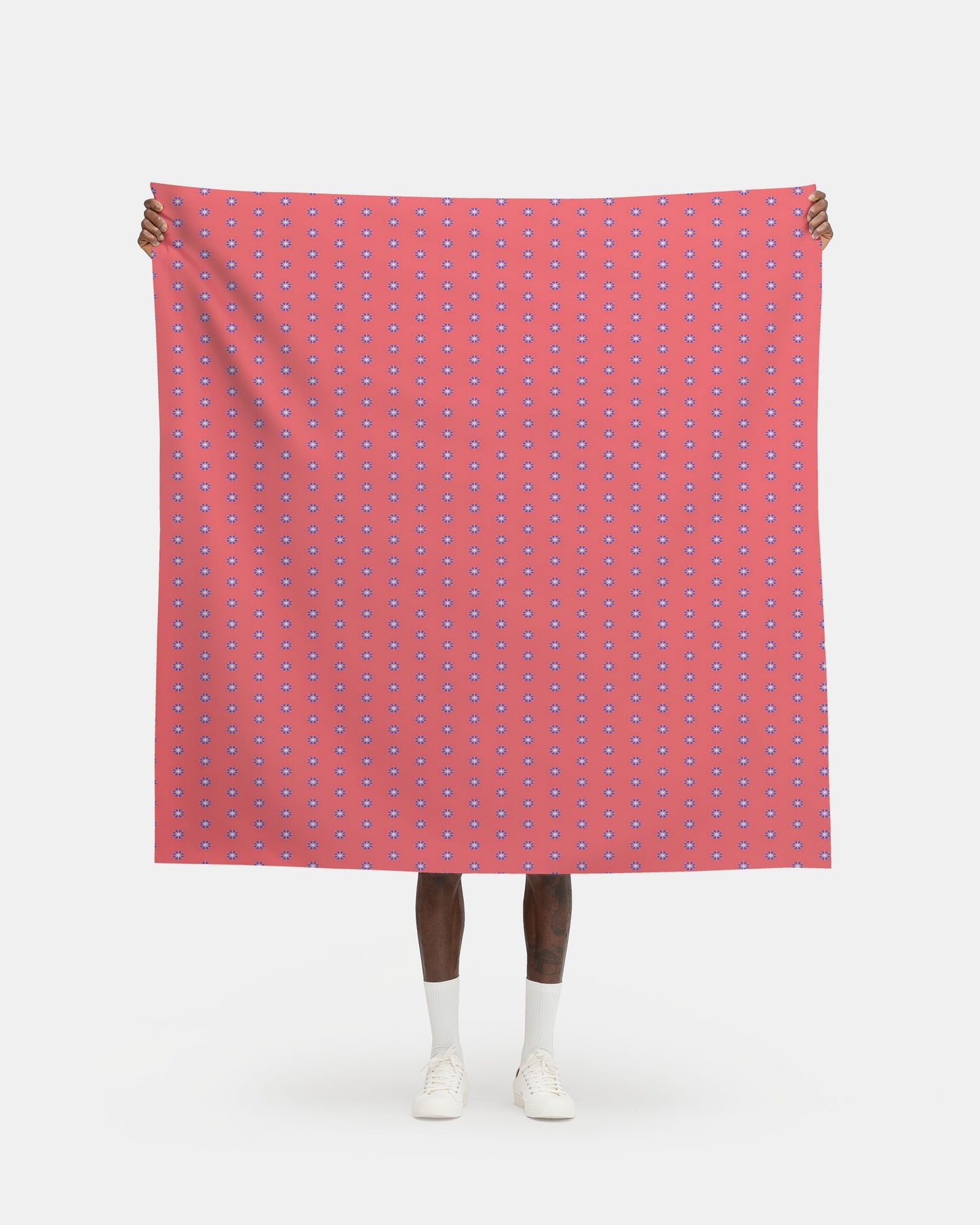 Melammu 8 point star in pink/blue circle on reddish pink fabric